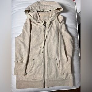 Juniors Gap Beige zip up hoodie size L excellent pre owned condition